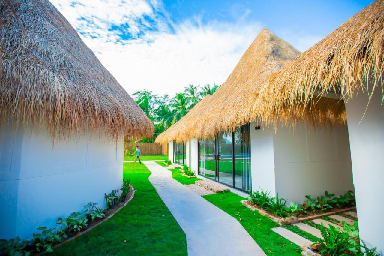 Sea Sand Resort Kampot Exterior foto